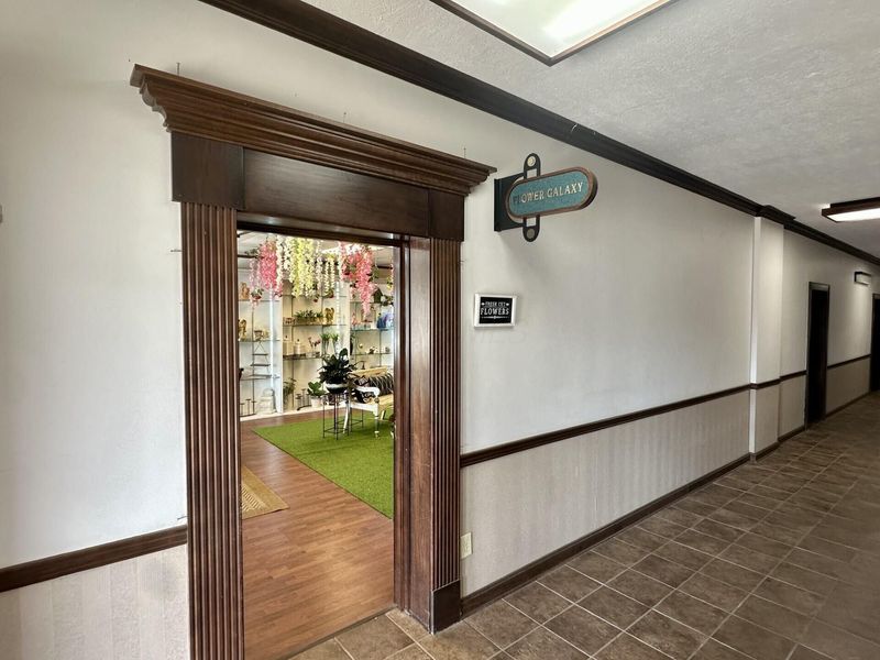 2094 Tremont Road , Columbus, OH 43221 Photo 3