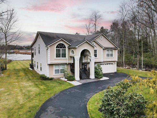 61 Lake Shore Drive W, Rock Hill, NY 12775