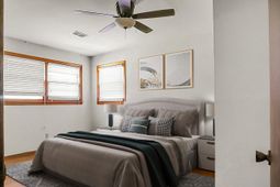 109 N Hampton Street photo 4