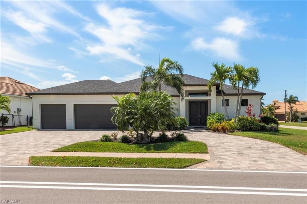 2214 Cape Coral Pkwy W, Cape Coral, FL 33914 Photo
