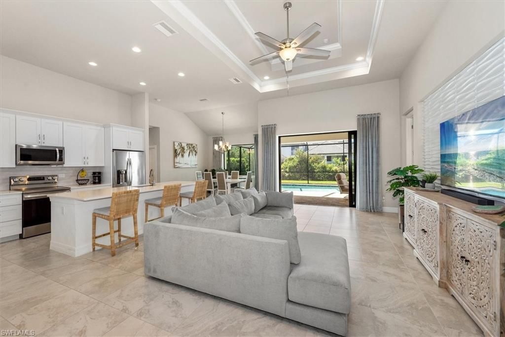 2214 Cape Coral Pkwy W, Cape Coral, FL 33914 Photo