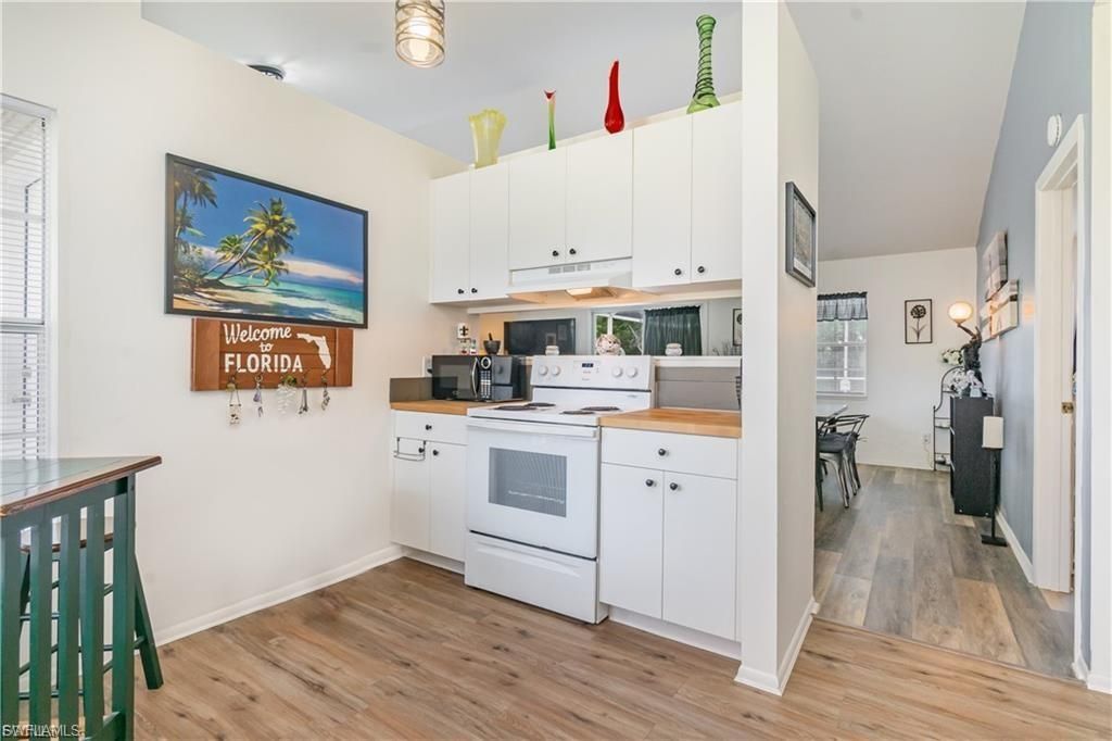 2133 SW 5th Ave, Cape Coral, FL 33991 Photo