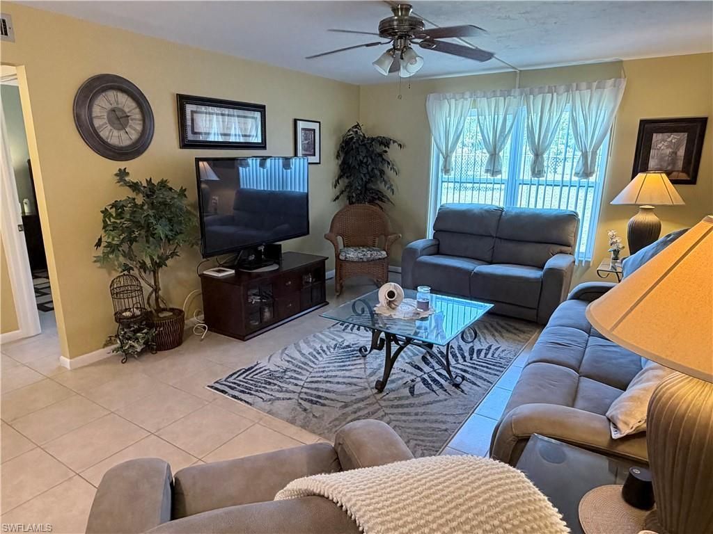 2526 SE 16th Pl, Unit 105, Cape Coral, FL 33904 Photo