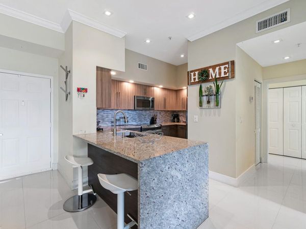 11730 St Andrews Place, Unit 302, Wellington, FL 33414