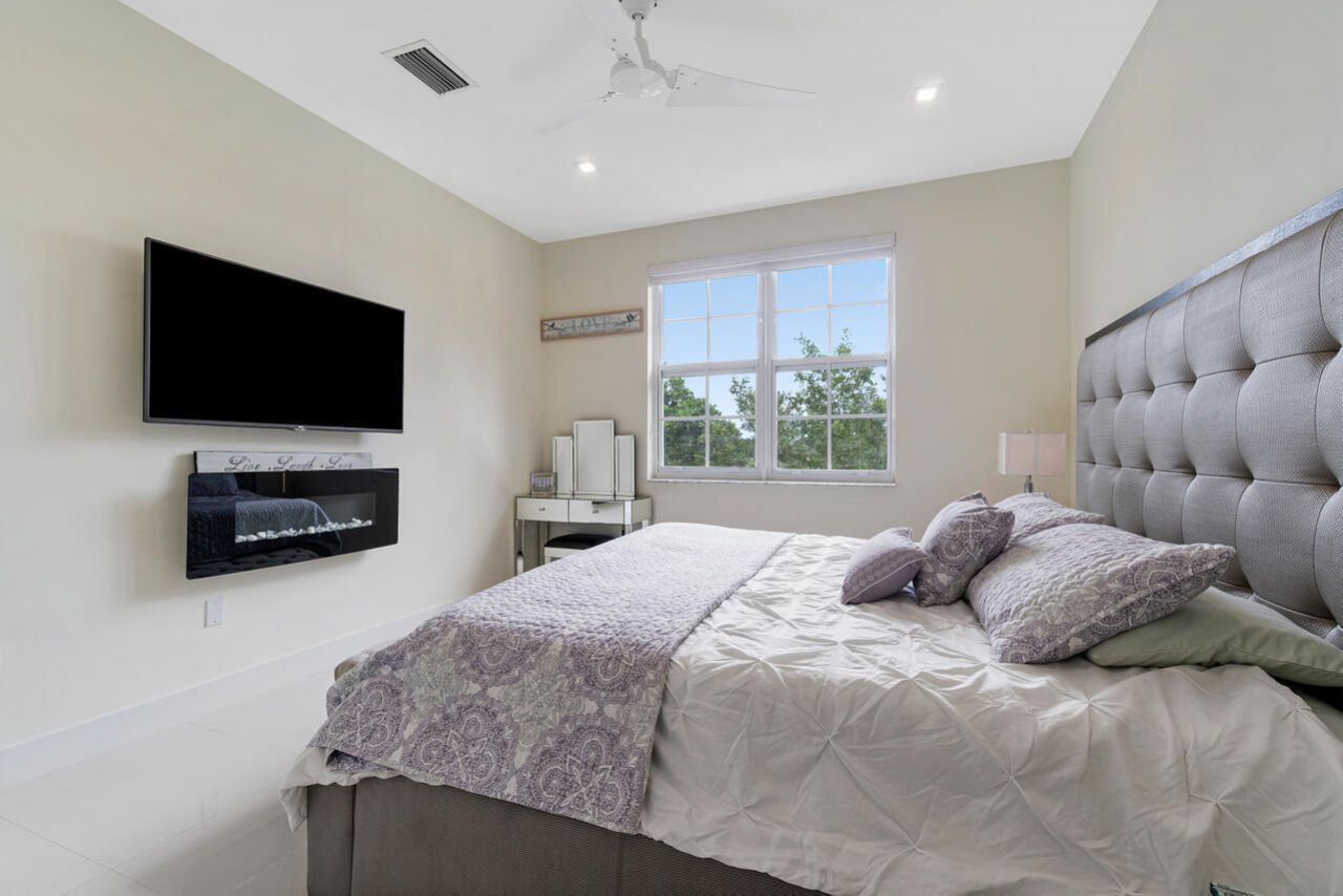 11730 St Andrews Place, Unit 302, Wellington, FL 33414 Photo