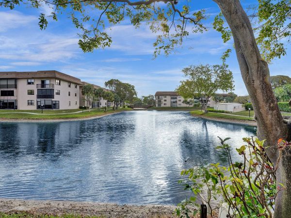 6080 N Sabal Palm Boulevard, Unit 305, Tamarac, FL 33319
