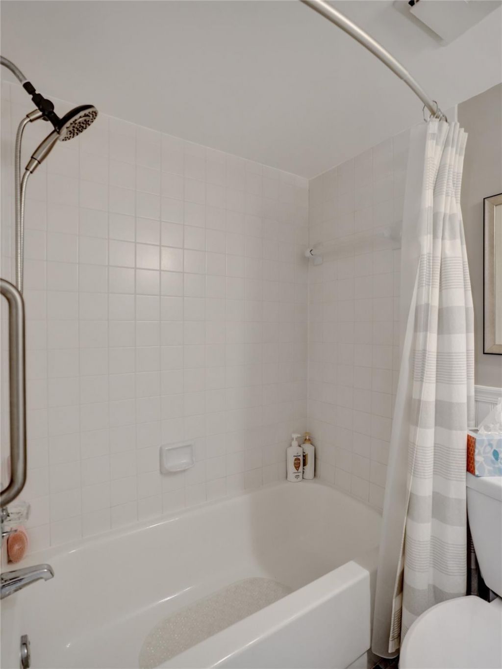 6080 N Sabal Palm Boulevard, Unit 305, Tamarac, FL 33319 Photo