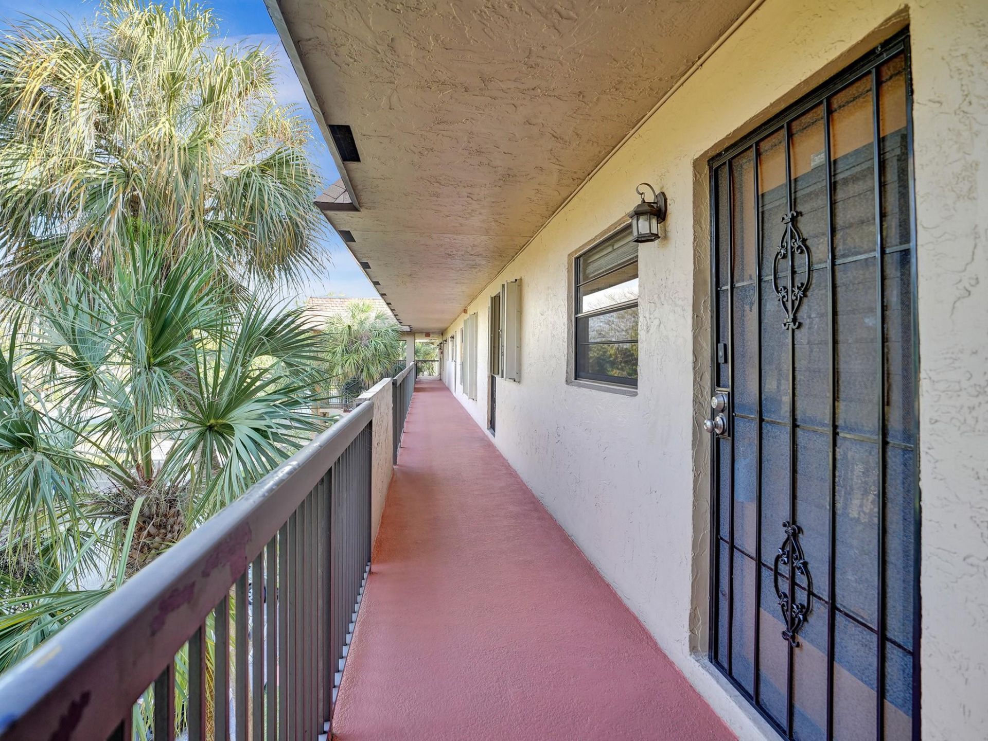 6080 N Sabal Palm Boulevard, Unit 305, Tamarac, FL 33319 Photo