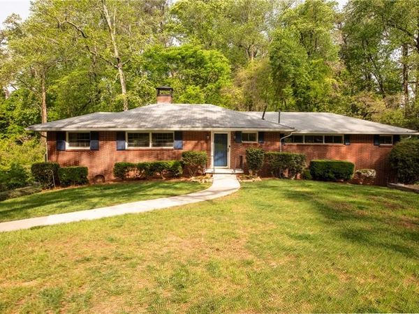 2117 Woodland Drive , Atlanta, GA 30354