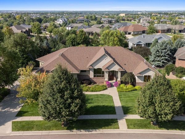 7500 S Ridgestone Dr, Sioux Falls, SD 57108