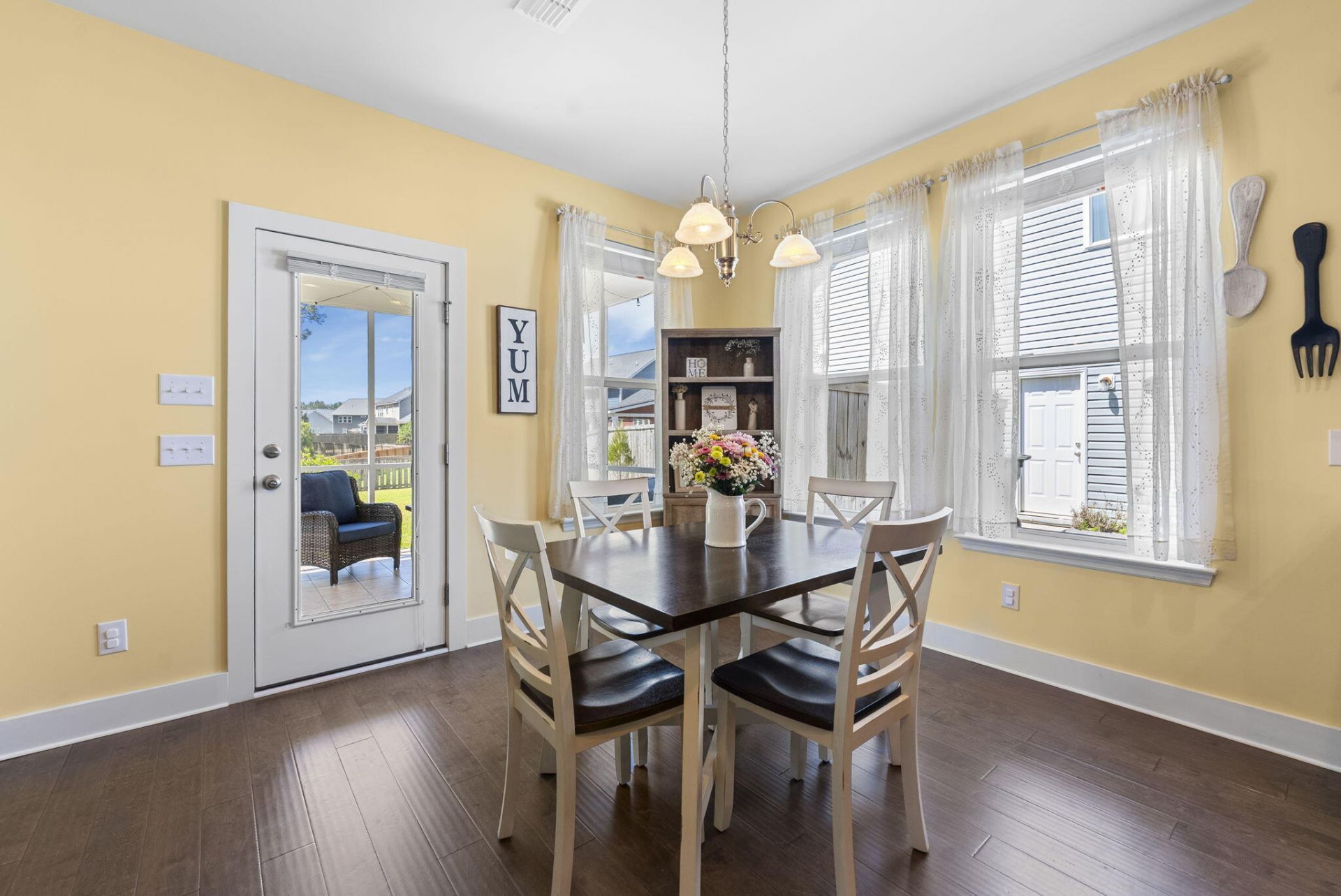 436 Northern Red Oak Drive Photo 10