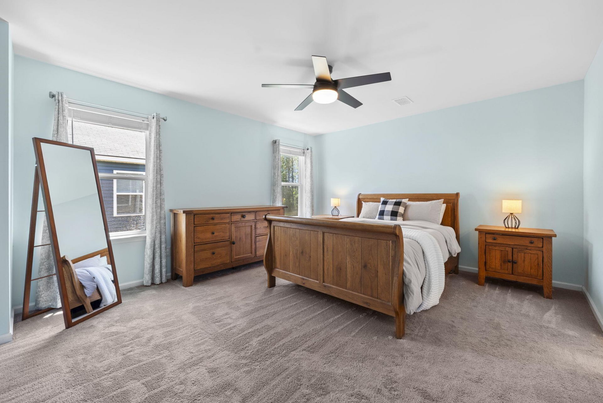 436 Northern Red Oak Drive Photo 13