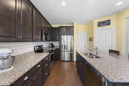 436 Northern Red Oak Drive photo 4