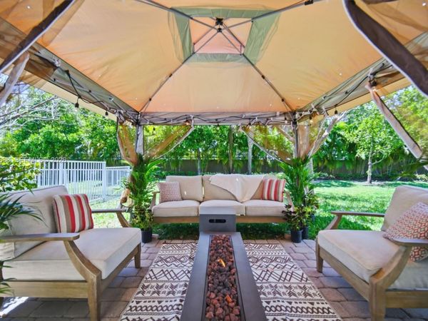 1628 Myrtle Oak Ter, Hollywood, FL 33021