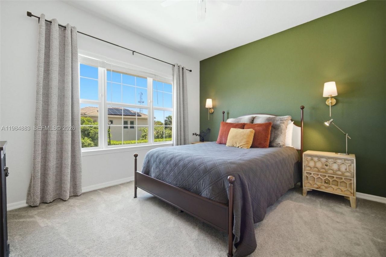 1628 Myrtle Oak Ter, Hollywood, FL 33021 Photo