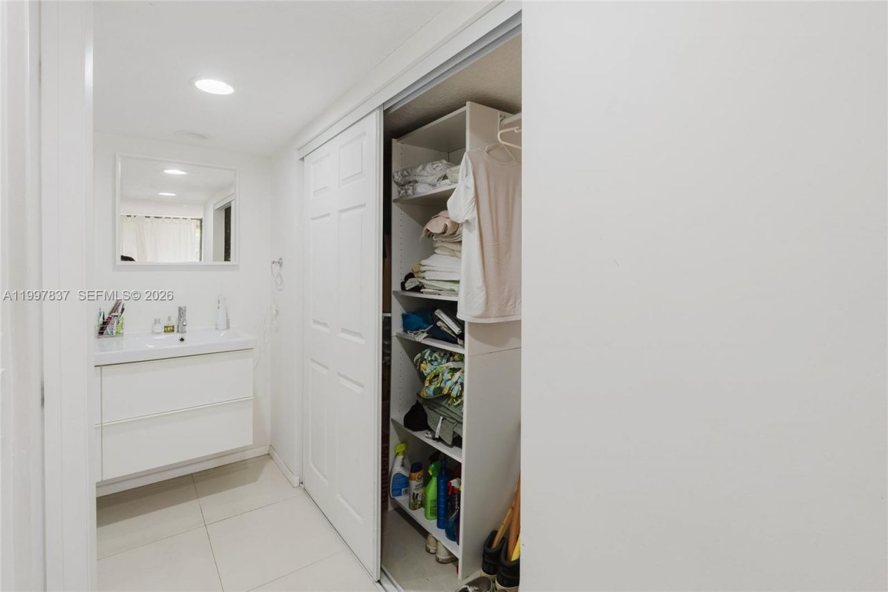 101 SW 96th Ter, Unit 101, Plantation, FL 33324 Photo