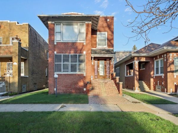 7424 S Calumet Avenue , Chicago, IL 60619
