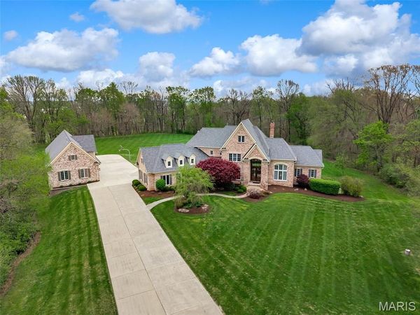 242 Fick Farm Road , Chesterfield, MO 63005