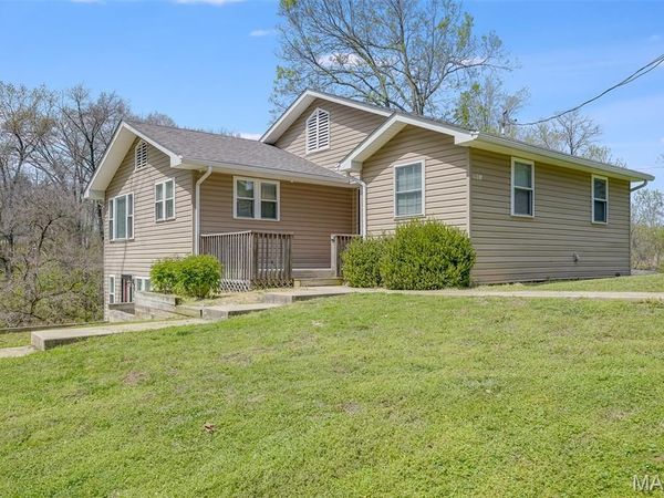 7851 N Illinois Street, Caseyville, IL 62232