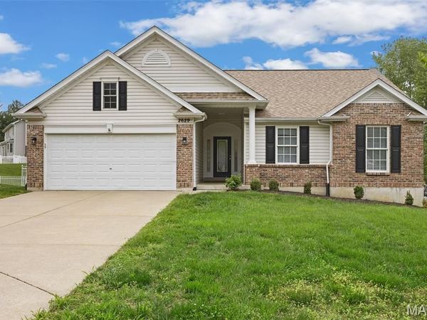 2629 Homefield Woods Drive, O'Fallon, MO 63366