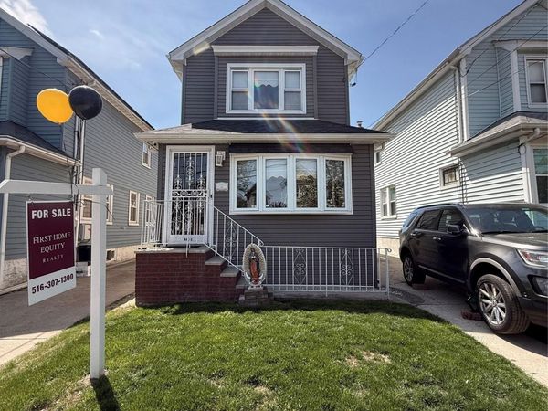 94-46 226th Street, Floral Park, NY 11001