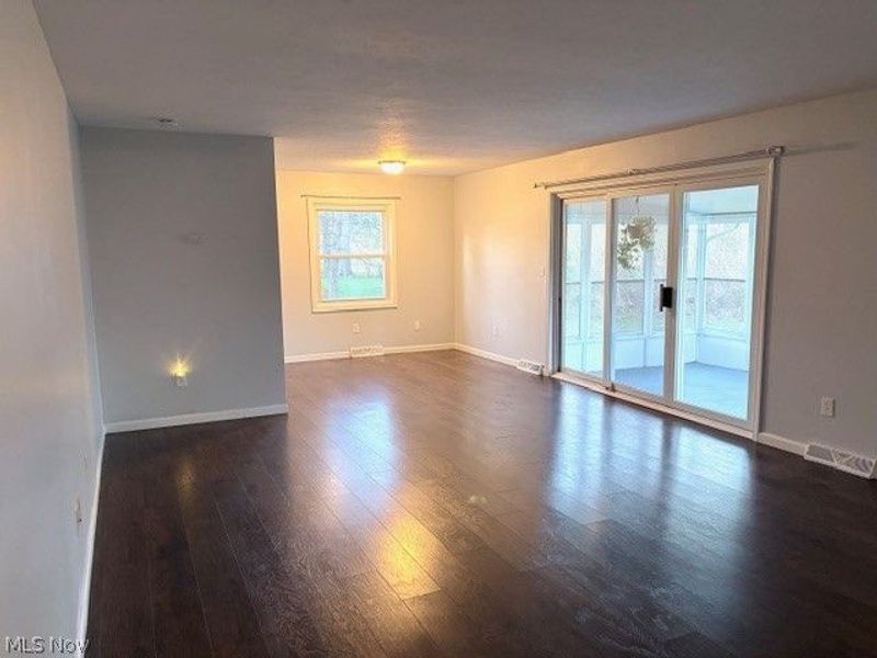 183 Yoder, Avon Lake, OH 44012 Photo 14