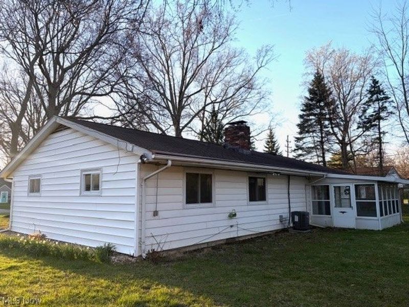183 Yoder, Avon Lake, OH 44012 Photo 6