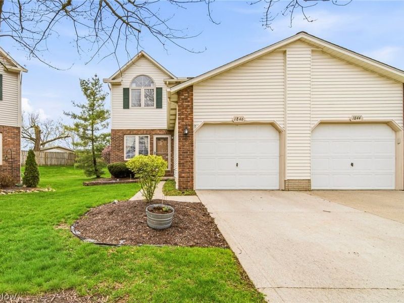 1846 Hobbits Way, Brunswick, OH 44212 Photo 2