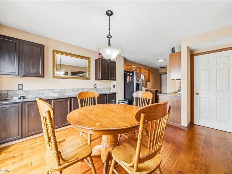 1846 Hobbits Way, Brunswick, OH 44212 Photo 9