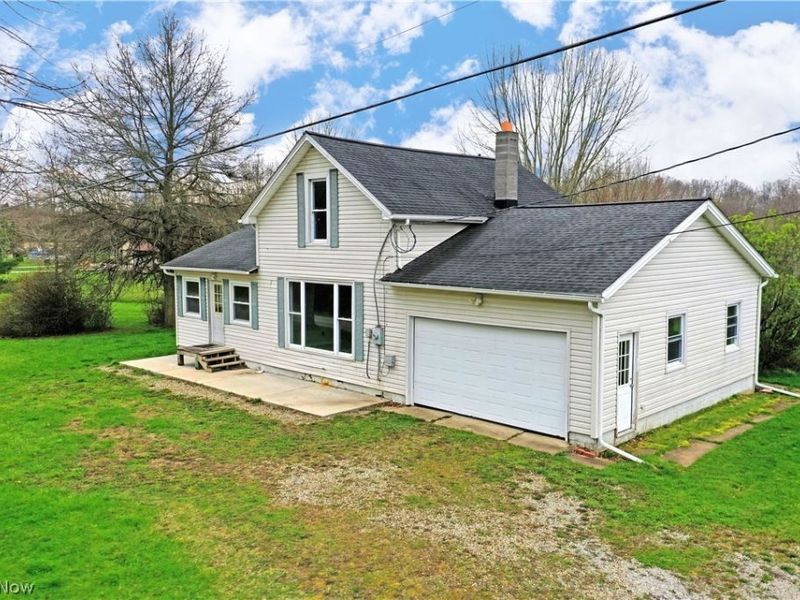 6979 Thompson Clark Road, Bristolville, OH 44402 Photo 2