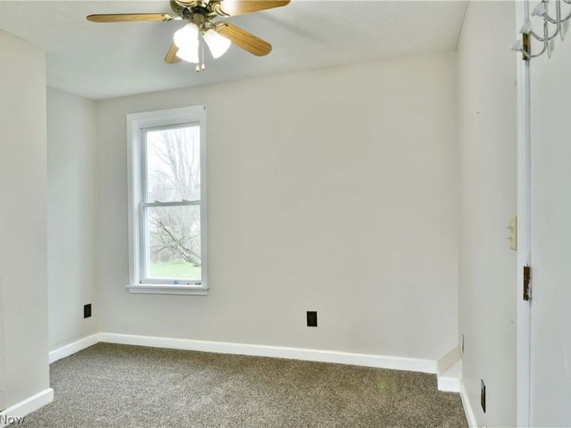 6979 Thompson Clark Road, Bristolville, OH 44402 Photo 24