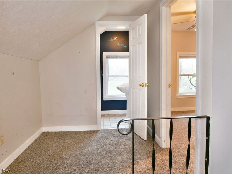 6979 Thompson Clark Road, Bristolville, OH 44402 Photo 29