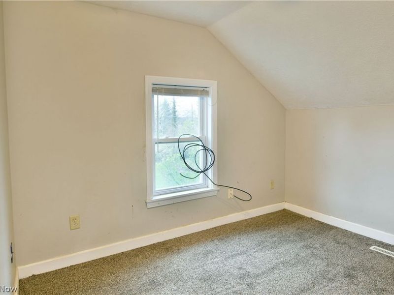 6979 Thompson Clark Road, Bristolville, OH 44402 Photo 36