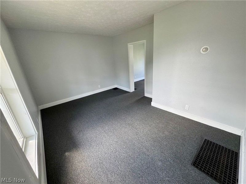 1217 Shriver Avenue NE, Canton, OH 44705 Photo 7