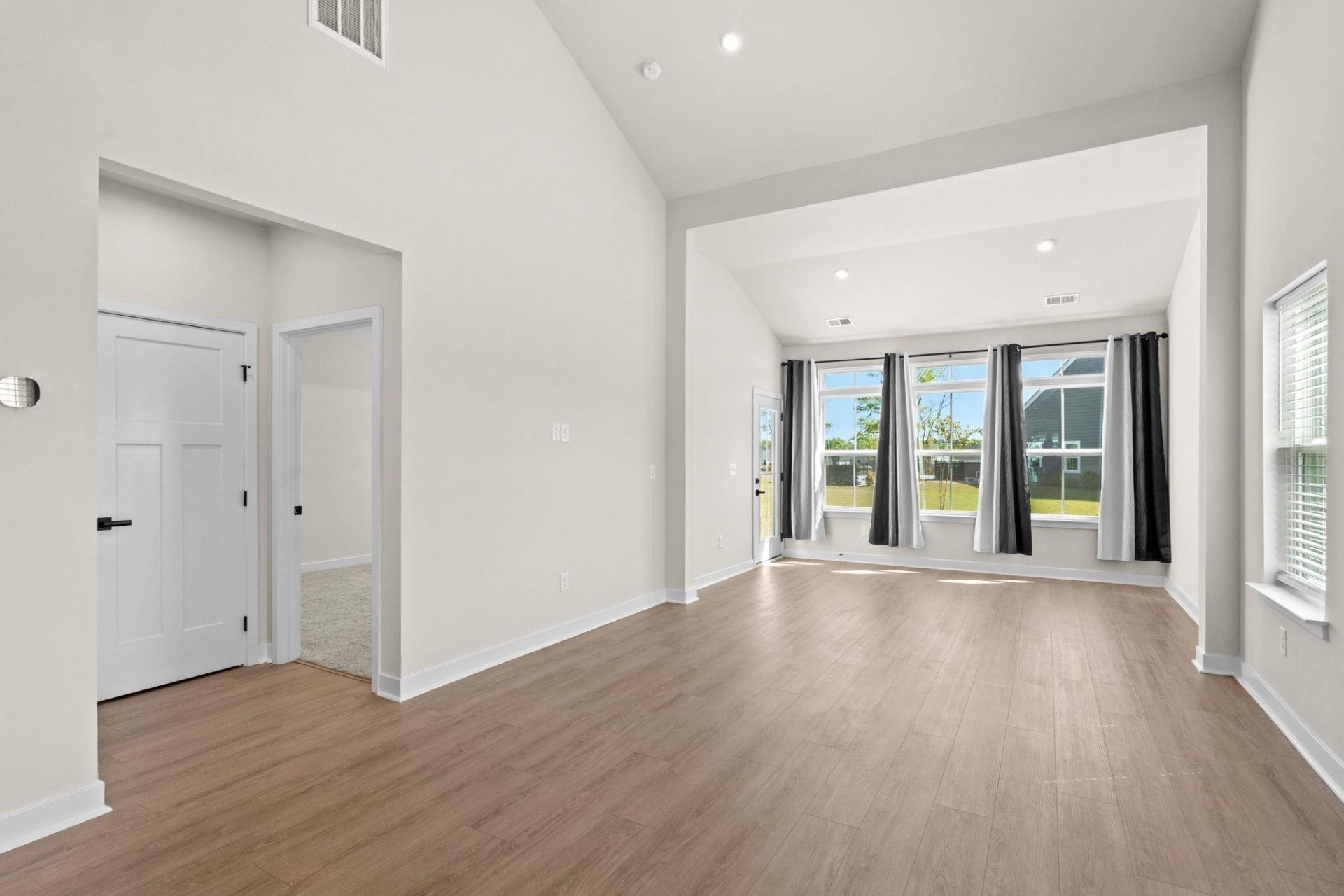 2600 Elowen Ln. Photo 11