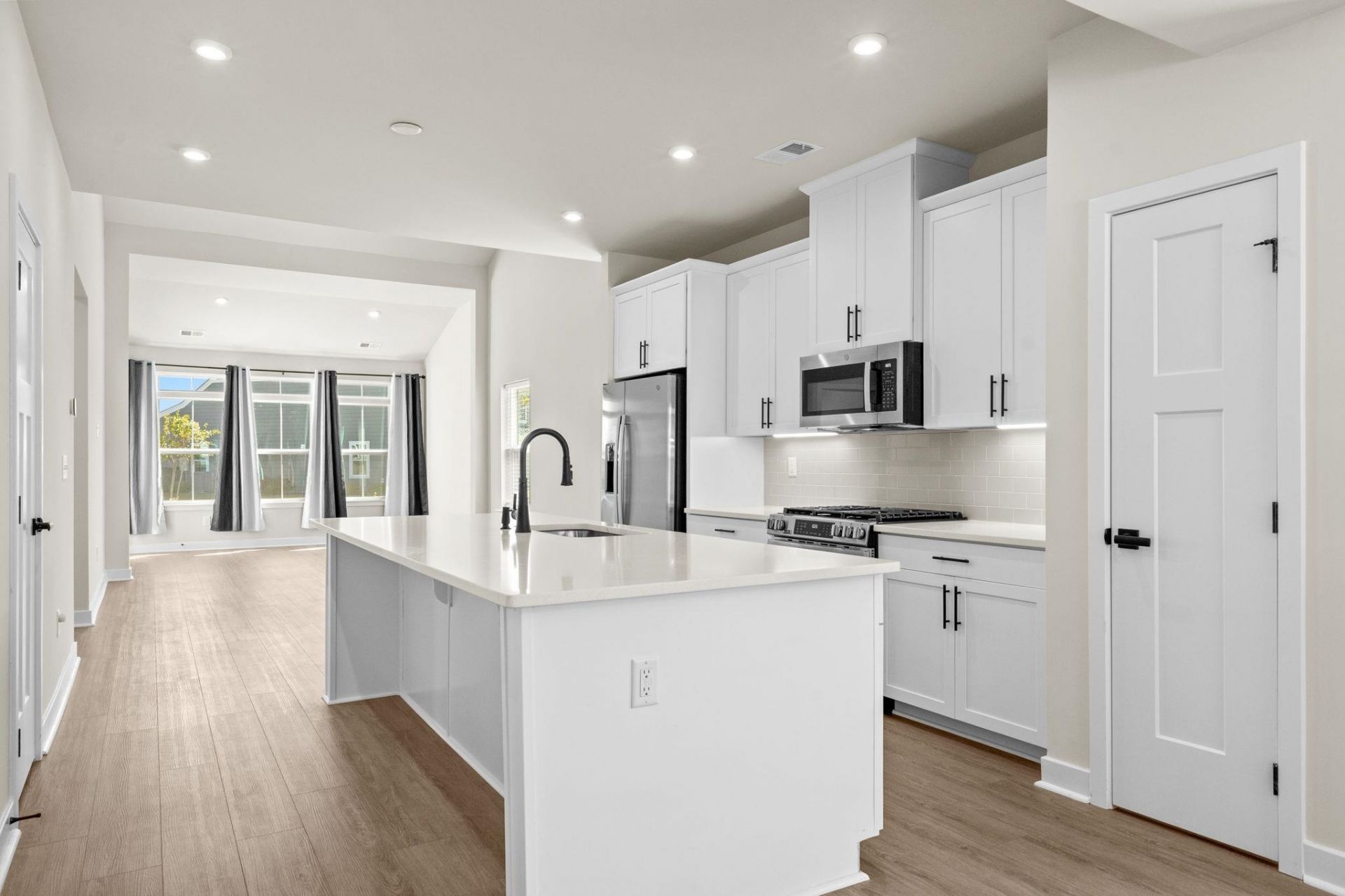 2600 Elowen Ln. Photo 17