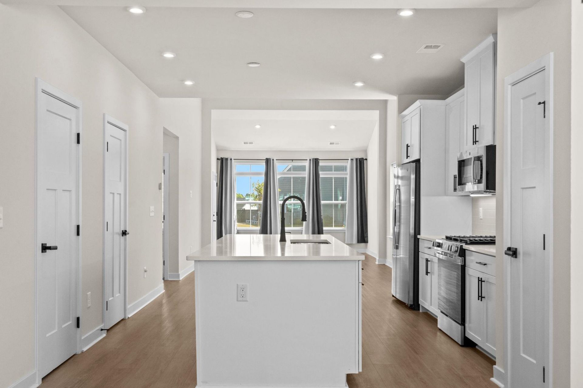 2600 Elowen Ln. Photo 7