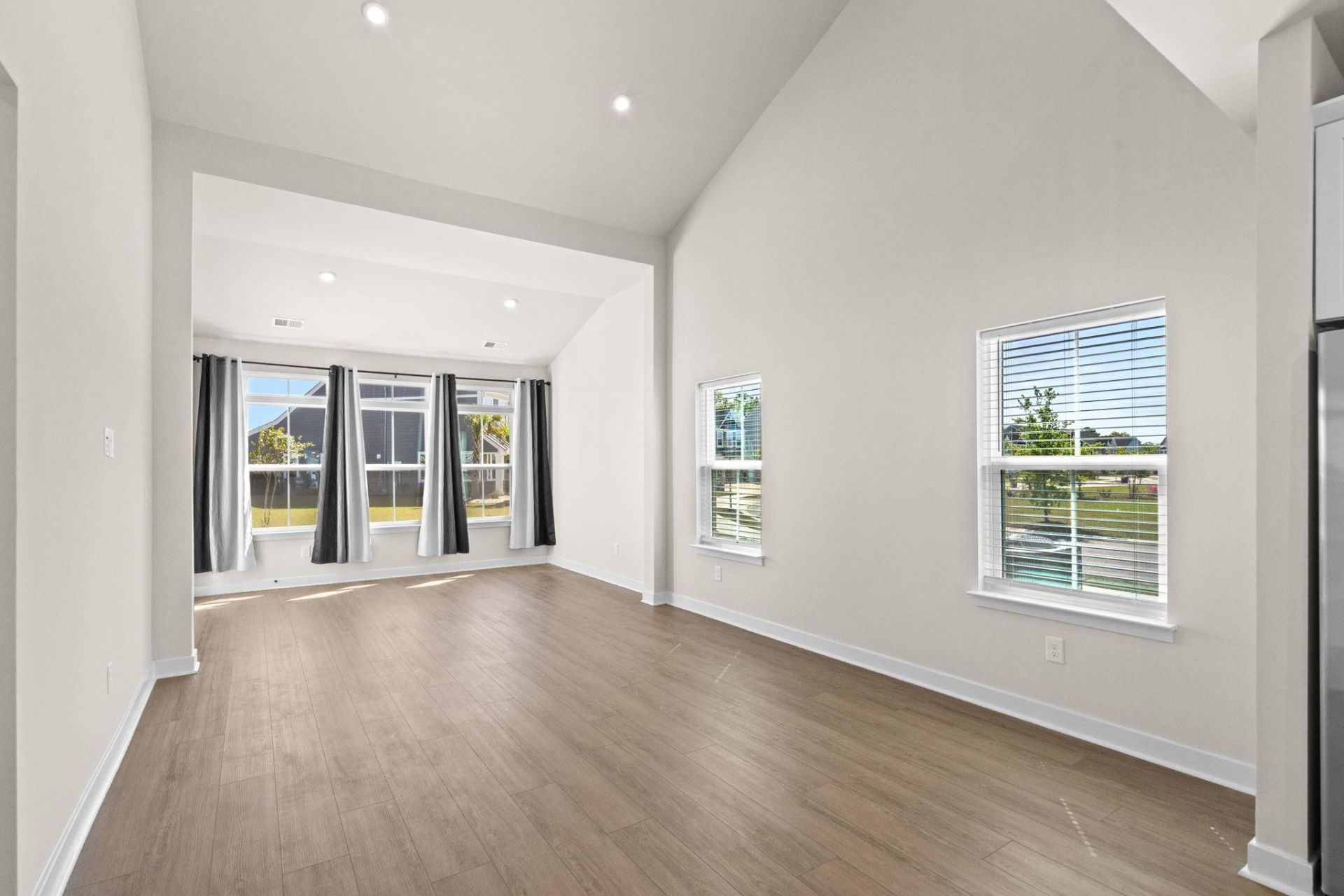 2600 Elowen Ln. Photo 9