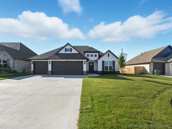 23170 E 106th Place S, Broken Arrow, OK 74014