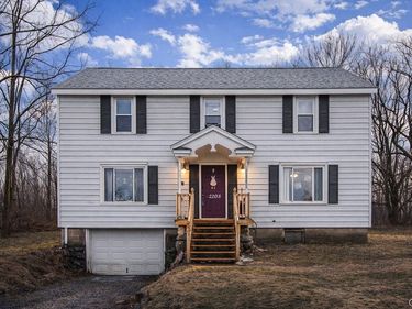 205 Cemetery Road, Oswego, NY 13126