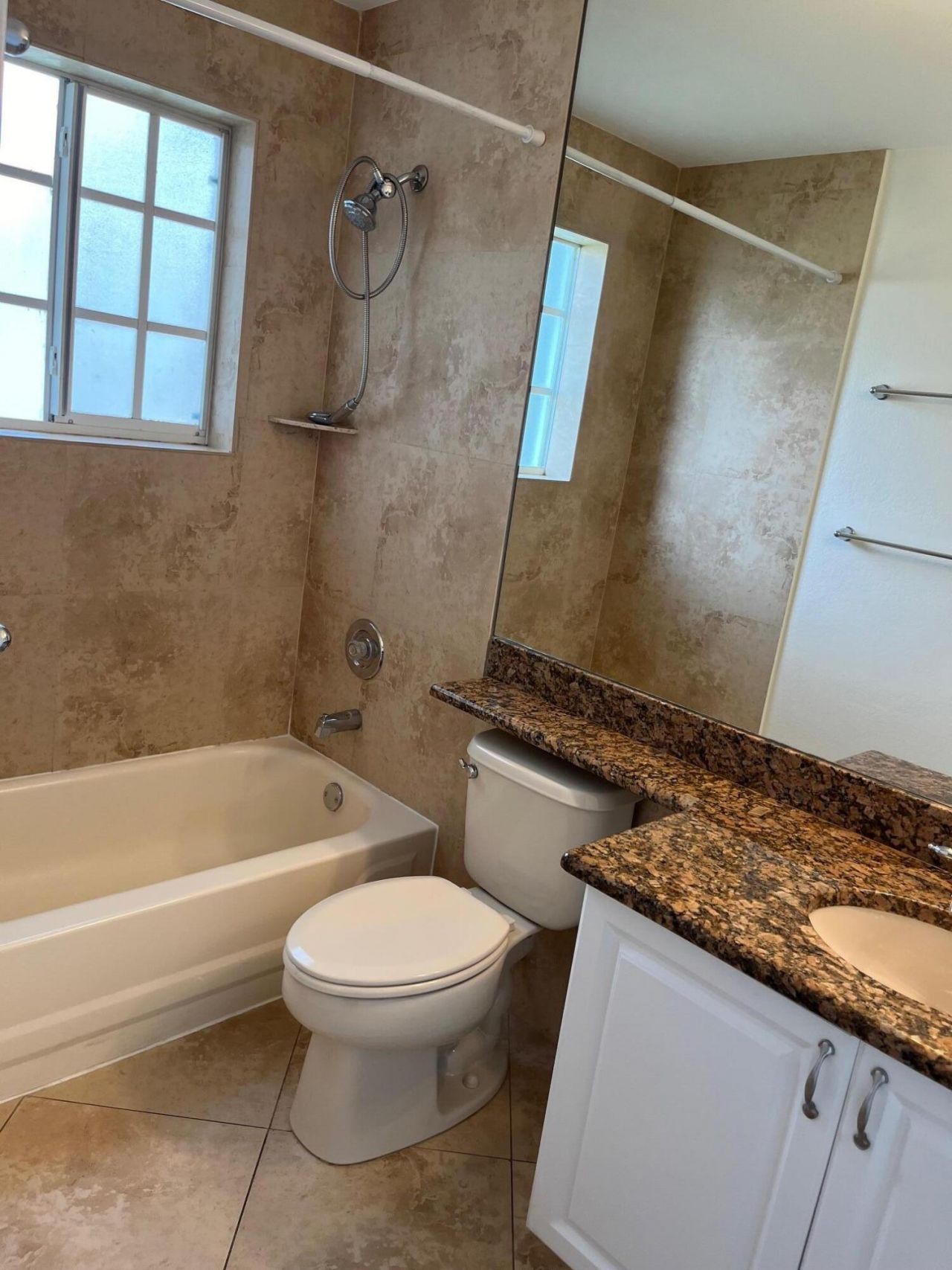 103 Yacht Club Way, Unit 101, Hypoluxo, FL 33462 Photo