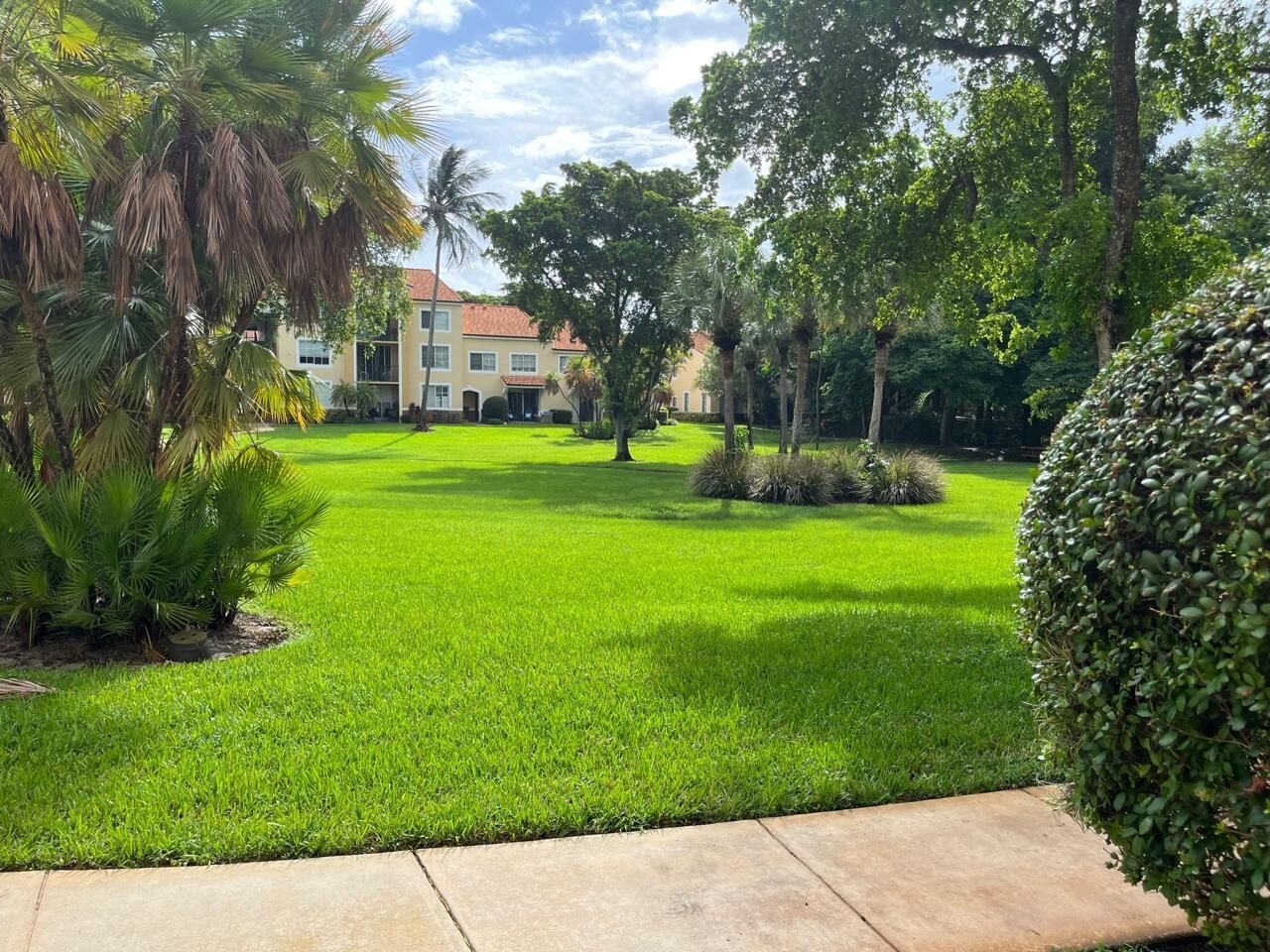 103 Yacht Club Way, Unit 101, Hypoluxo, FL 33462 Photo