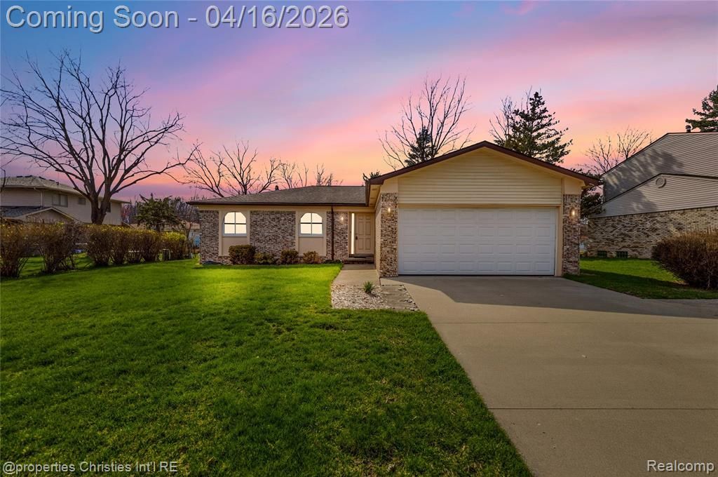 18231 Stamford Street, Livonia, MI 48152 Main Photo