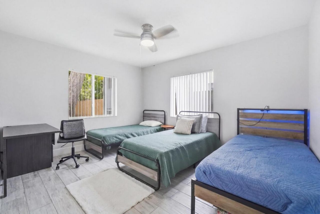 712 NE 10th Avenue, Pompano Beach, FL 33060 Photo