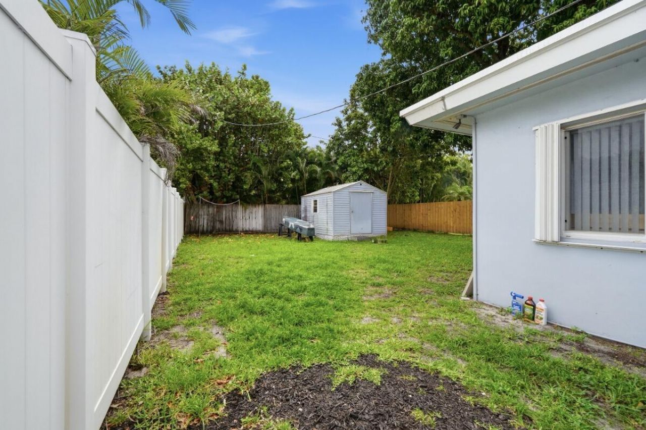 712 NE 10th Avenue, Pompano Beach, FL 33060 Photo