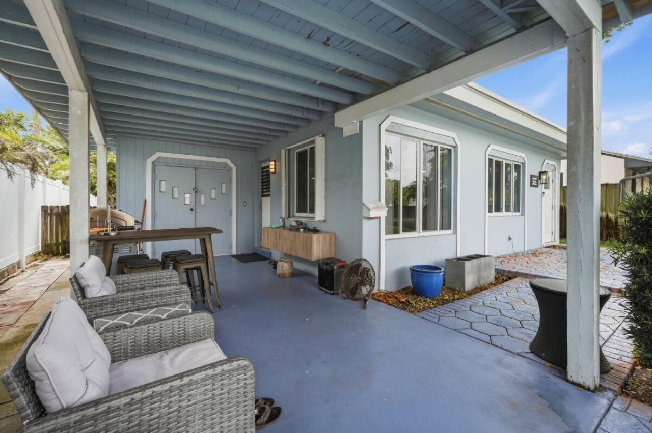 712 NE 10th Avenue, Pompano Beach, FL 33060 Photo