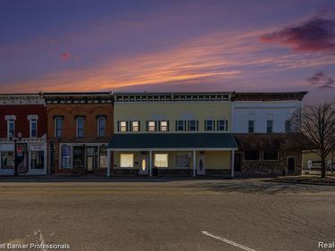 106 E 3RD Street , Imlay City, MI 48444