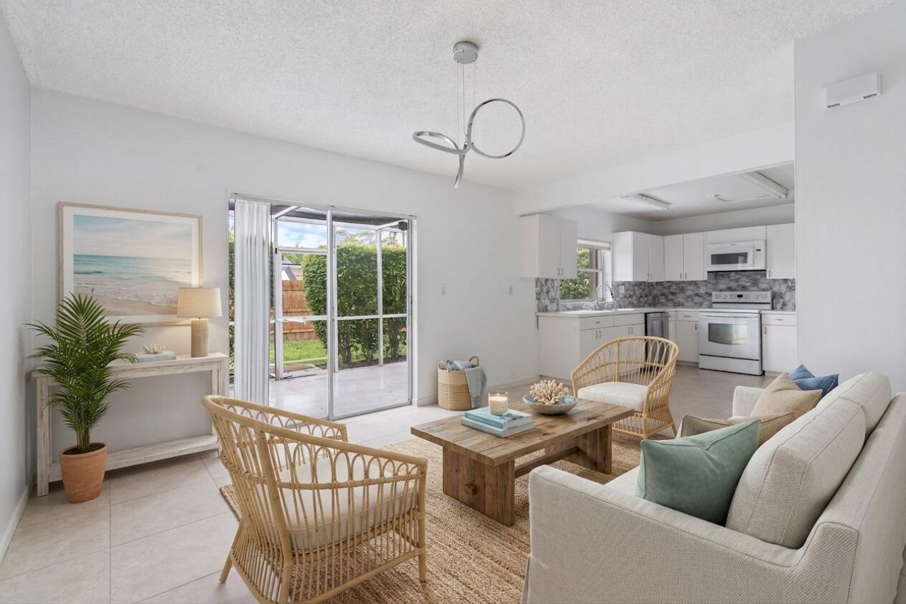 22707 SW 64th Way, Boca Raton, FL 33428 Photo