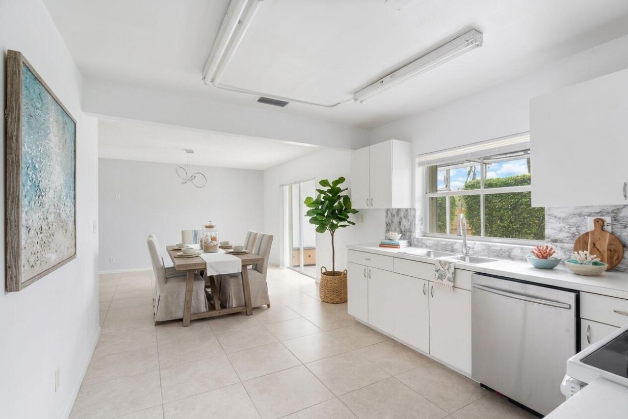 22707 SW 64th Way, Boca Raton, FL 33428 Photo