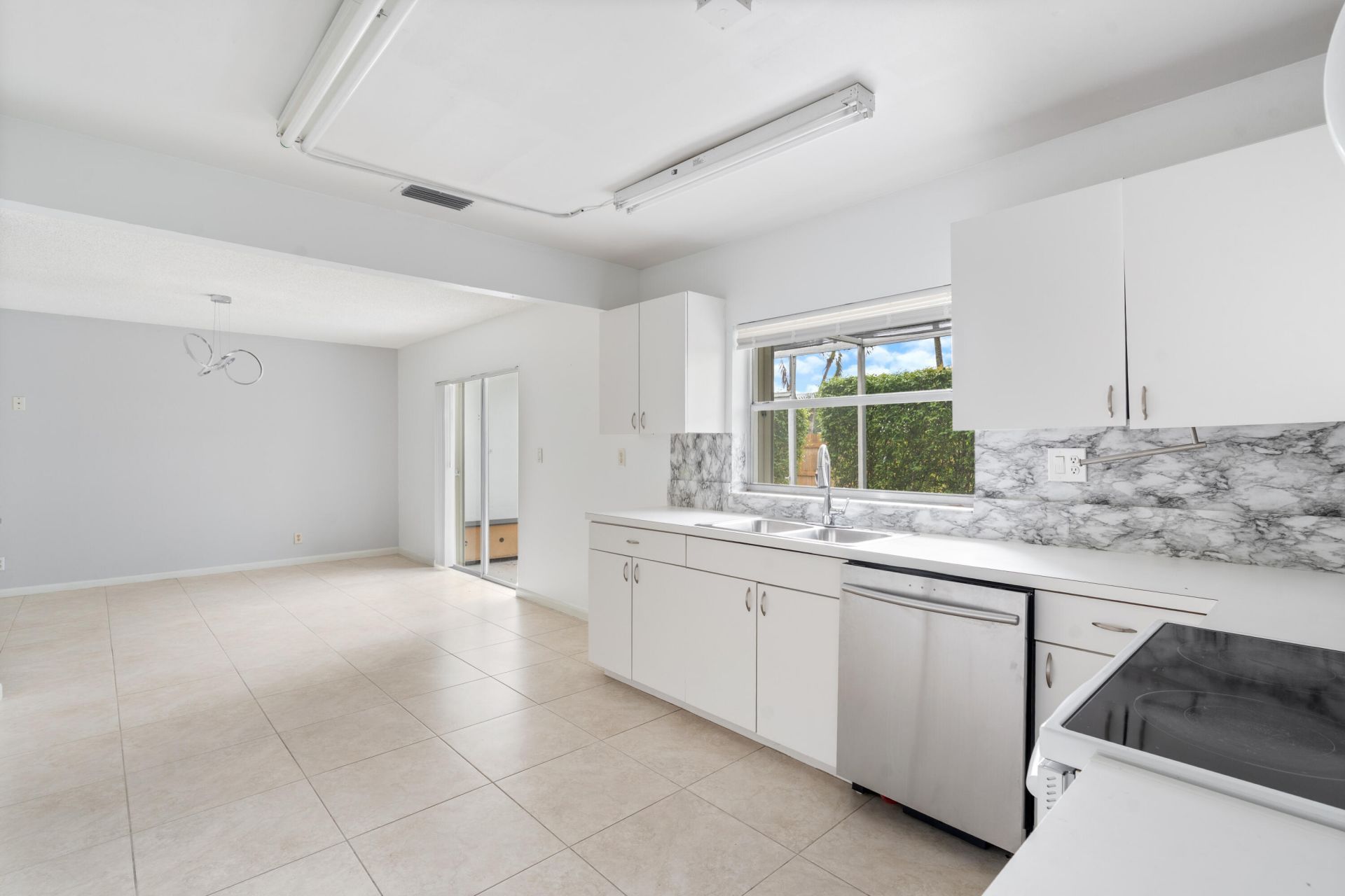 22707 SW 64th Way, Boca Raton, FL 33428 Photo